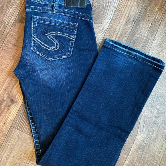 Silver jeans, like new - Picture 2 of 4